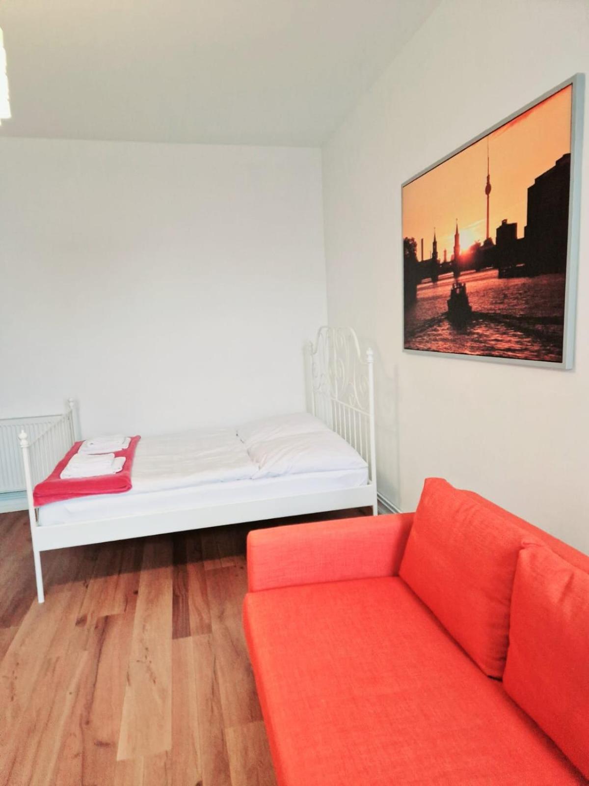 City Studio Apartment For 4, Near Sonnenallee Berlín Exteriér fotografie